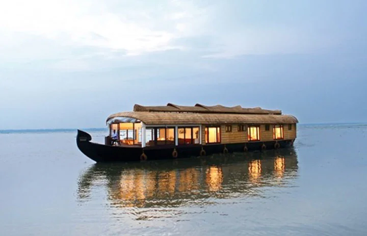 Hills and Backwaters Tour in Kerala trip poster